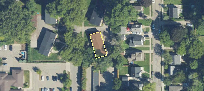 Four-Unit Brick Townhouse