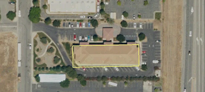 Airport-Adjacent La Quinta Hotel