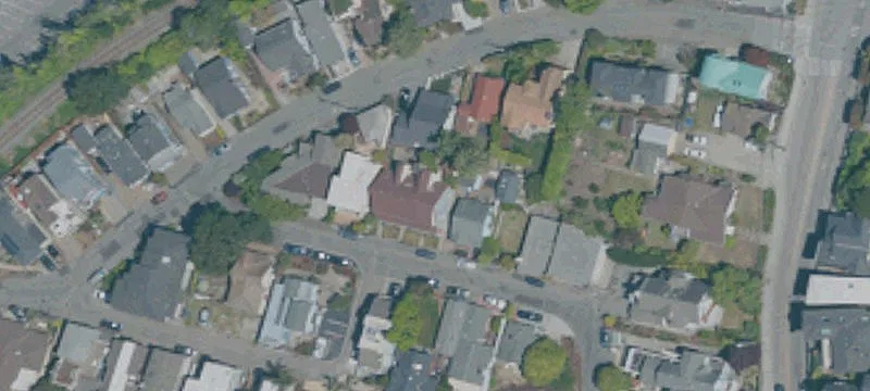 5-Unit Cape Cod Apartment Building