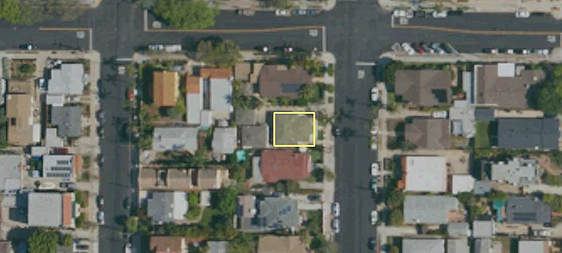 Triplex with Private Patio for Each Unit