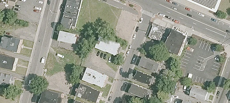 Six-Unit Brick Multifamily Building