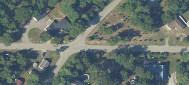 Wooded Waterfront-Adjacent Land Tract