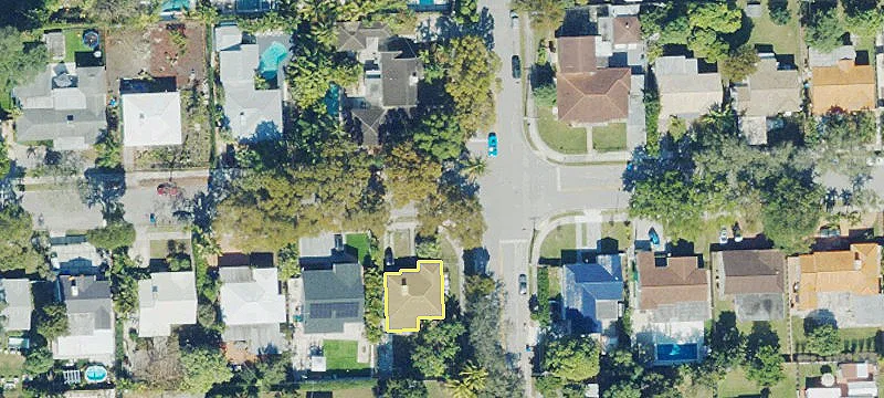 Well-Maintained 2BR Duplex Unit