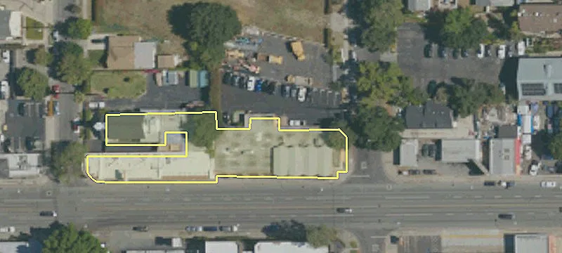 Single-Story Office Building with Vacant Suites