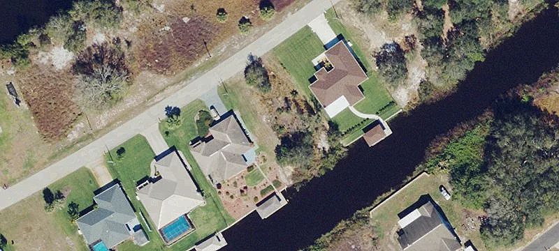 Canal-Access Waterfront Land