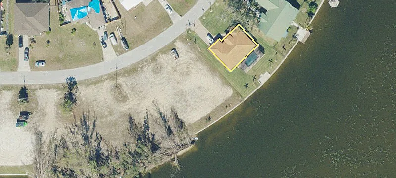 Waterfront Canalfront Homesite