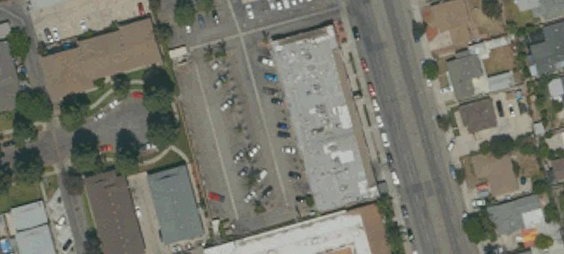 Retail and Office Shopping Center