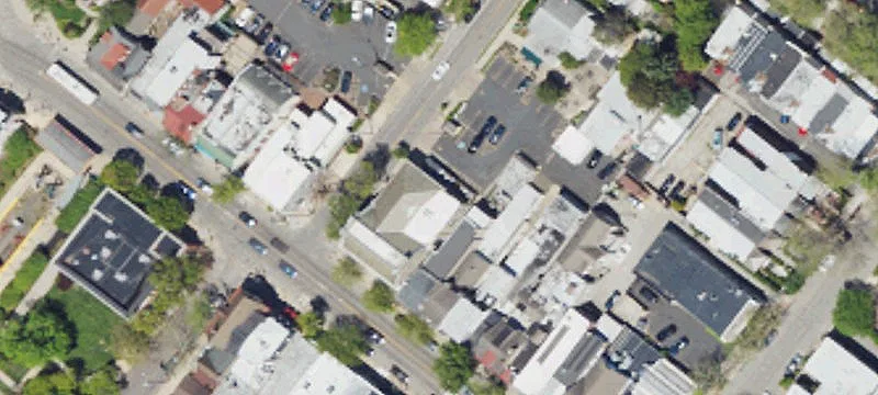 Single-Tenant Bank on Signalized Corner