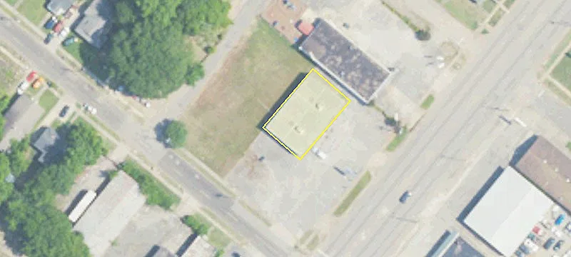 Freestanding Single-Tenant Retail