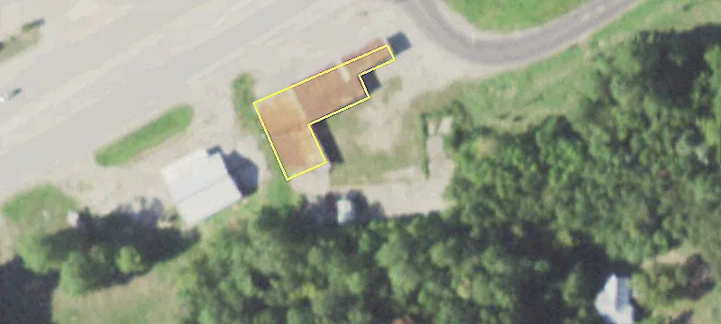 Commercial Land with Renovation Building