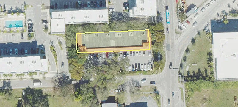 Office Space in Retail Corridor