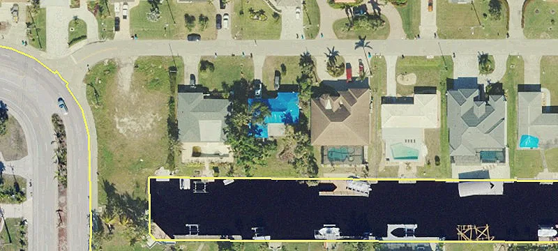 Gulf-Access Waterfront Land Lot