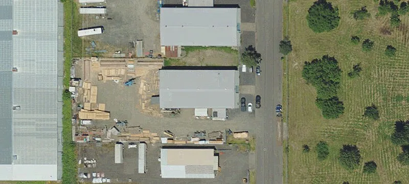 Clear-Span Warehouse on Gated Lot