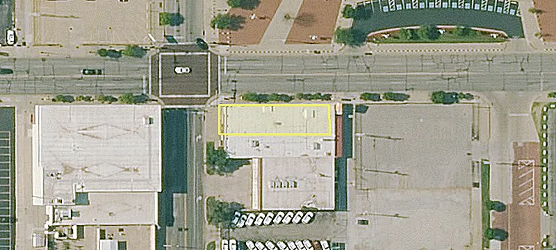 Bar and Restaurant Space with Parking