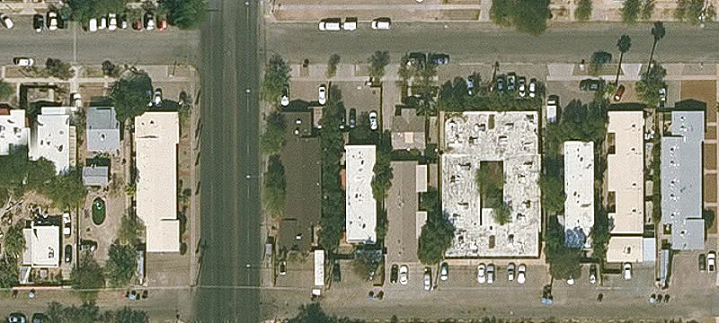 Six-Unit Apartment Building Near Campus