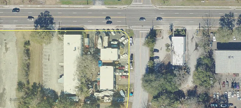 Turnkey Auto Shop with Service Bays