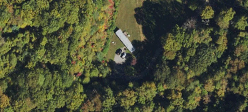 Unrestricted Creekfront Retreat Land