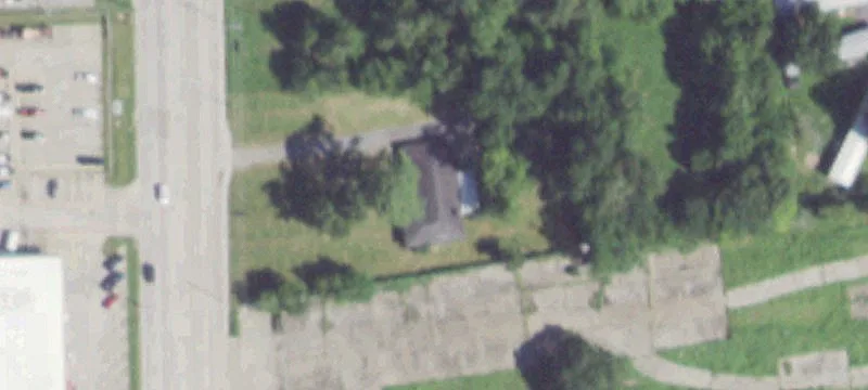 Commercial Land Parcel Near Signal