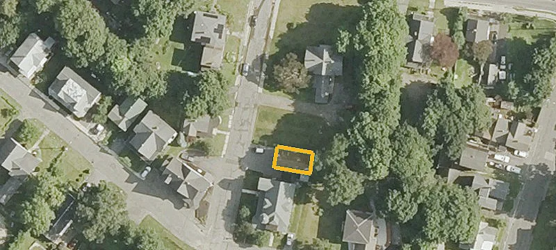 In-Town Buildable Vacant Lot