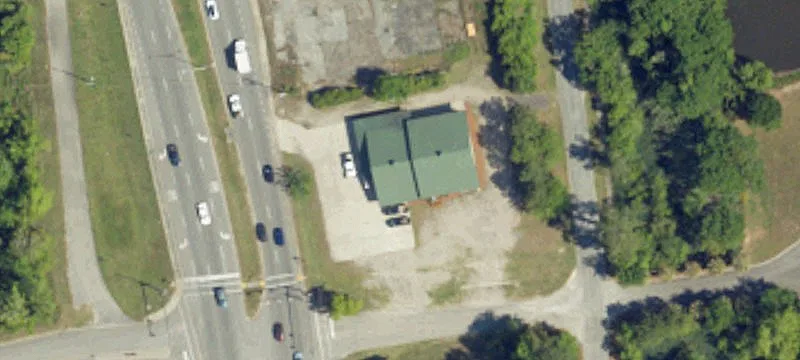 Industrial Flex Building with Laydown Yard