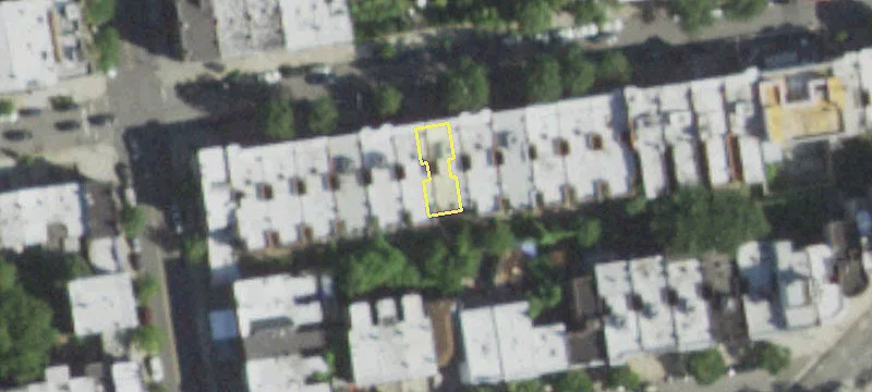 Six-Unit Brick Multifamily Building