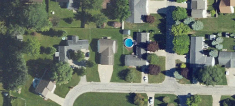 Well-Maintained Duplex With Garages