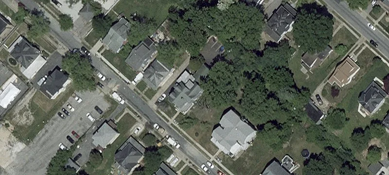 Detached Multifamily Apartment Buildings
