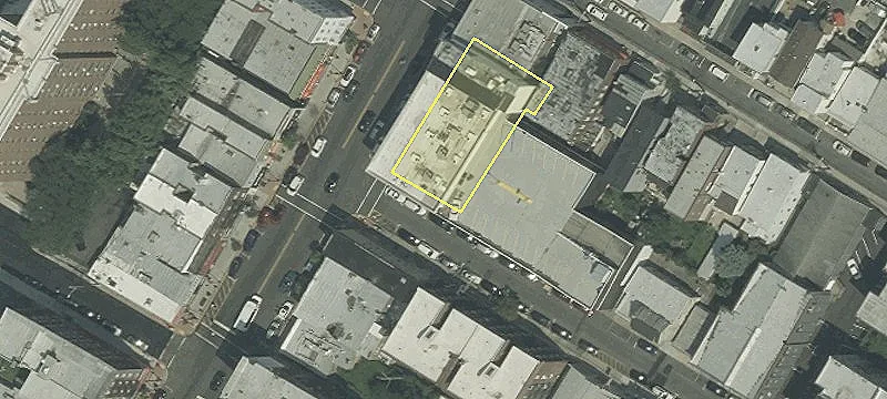 Single-Tenant Retail Building