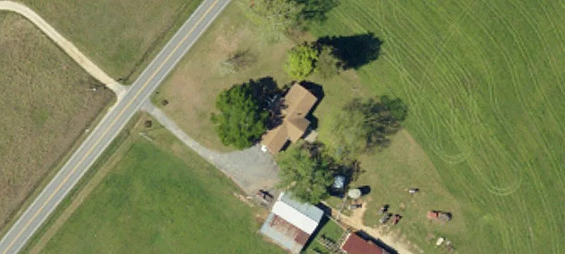 Cattle and Hay Farm Property