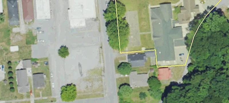 Multi-Use Commercial Building