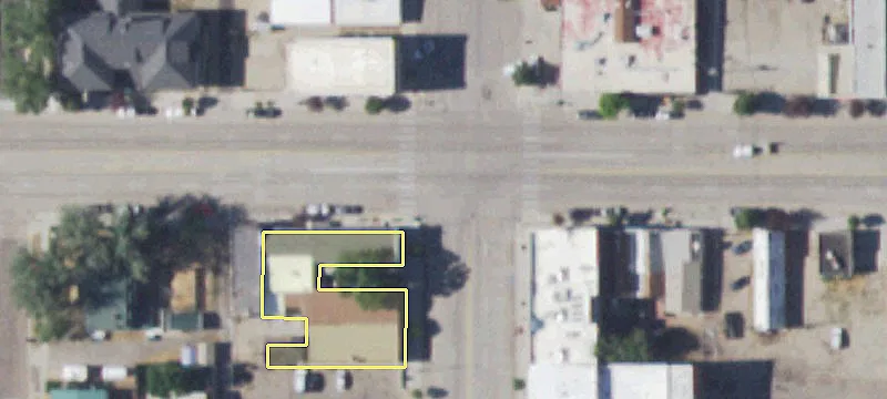 Remodeled Retail Property with Motel Rooms