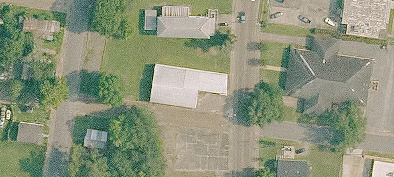 Office and Warehouse Retail Building