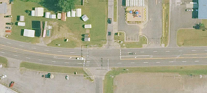 Automotive Property with Oil Change Bays