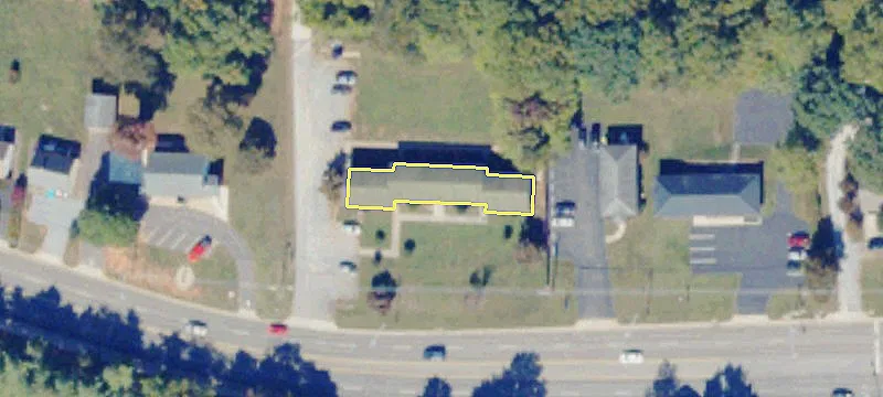 Income-Producing 8-Plex Apartment Building