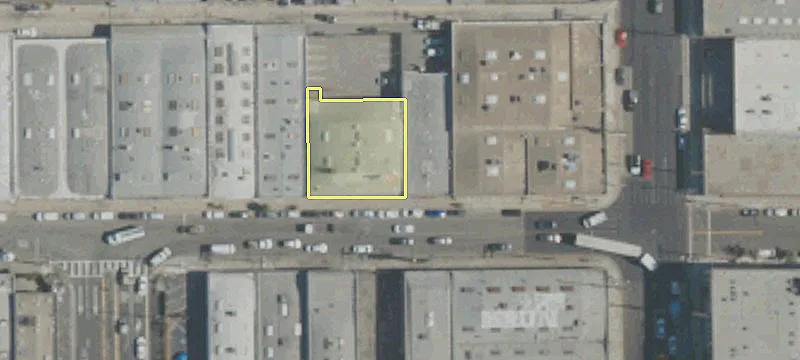 Warehouse with Fenced Yard