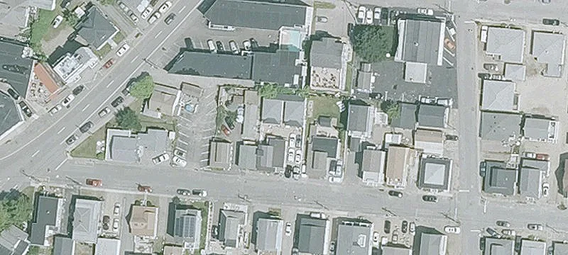 Multi-Unit Beach Compound