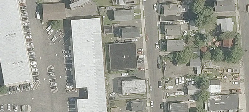 Light Industrial Garage Building