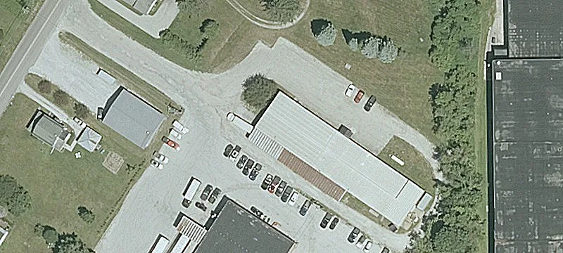 Industrial Building with Two Loading Docks
