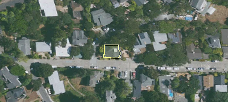 Triplex with Scenic Bay Views