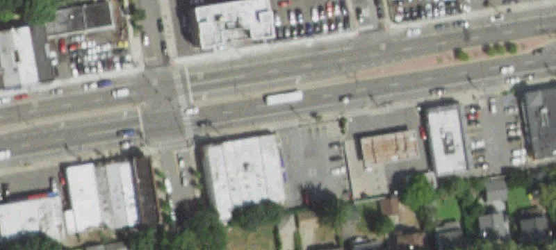 Masonry Office Building with 13 Parking