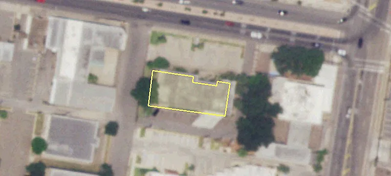 Newly Renovated Retail Shopping Center