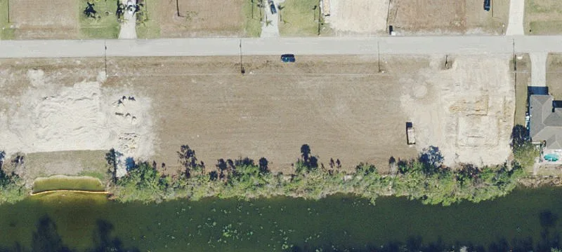 Gulf Access Waterfront Land
