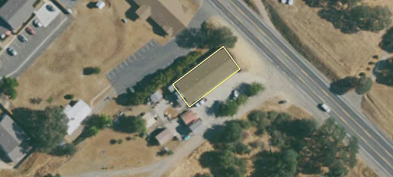 Retail Building with Highway Frontage