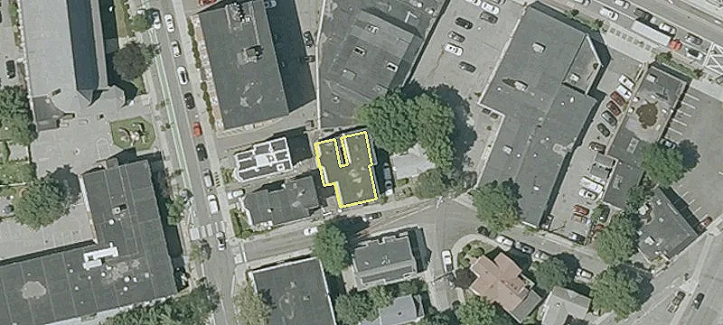 Six-Unit Apartment Building with Lead Certificates