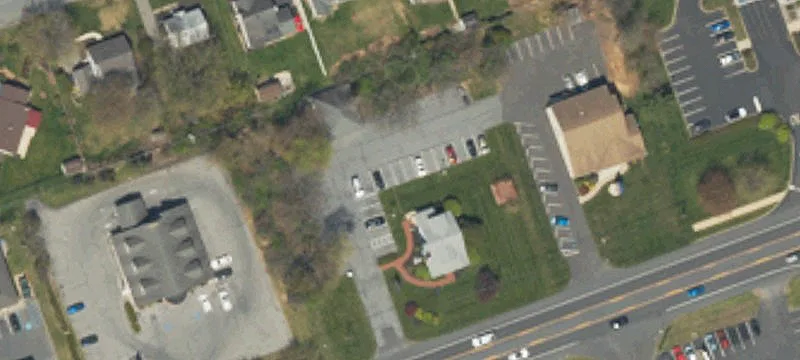 Freestanding Office Suite with Parking