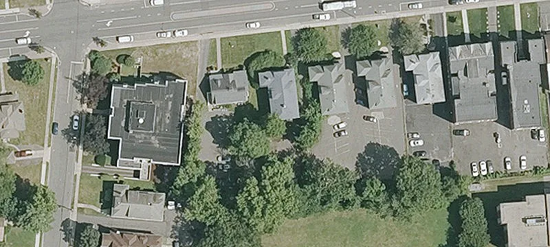 Freestanding 3-Unit Residential Building