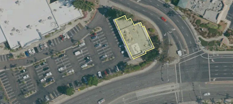 Neighborhood Shopping Center with Freeway Access
