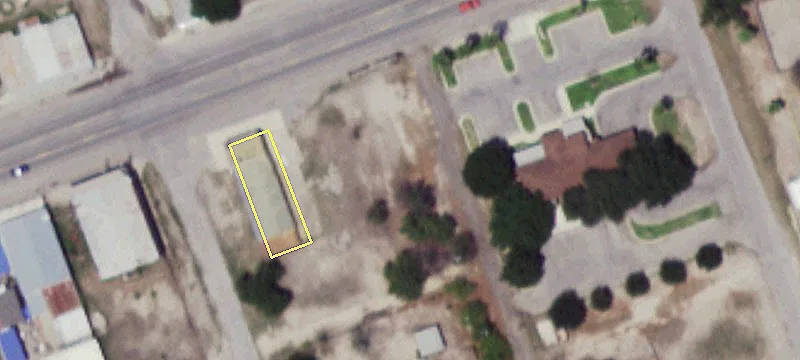 Restaurant-Ready Commercial Building