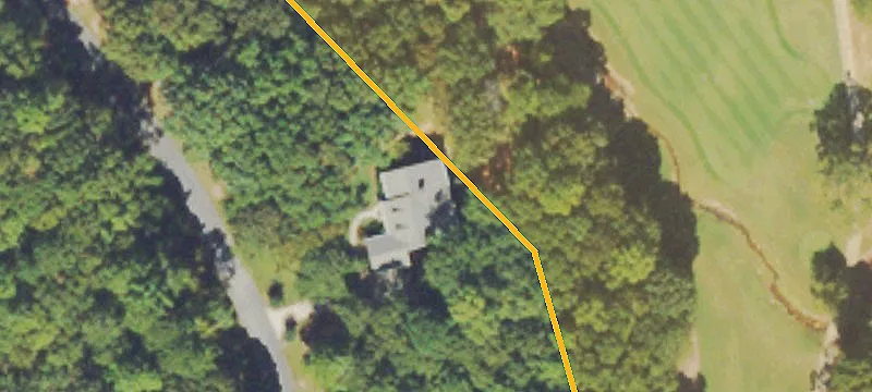 Gently Sloping Wooded Home Site