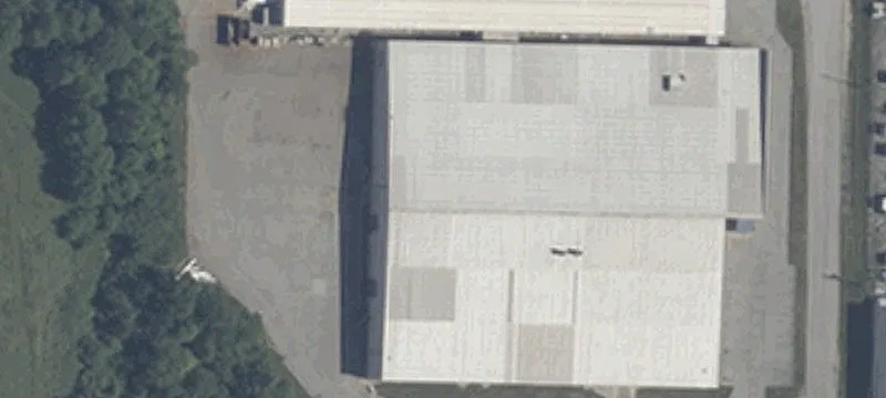 Dock-High Distribution Warehouse